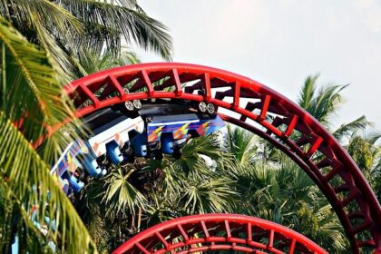 Great America amusement park opening this weekend