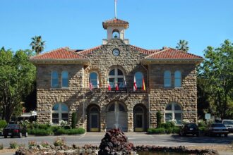 Sonoma man accused of running Ponzi scheme