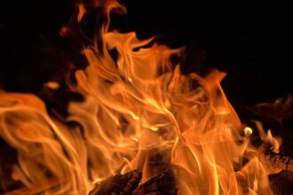 Fire breaks out at deck of SF home in Portola neighborhood