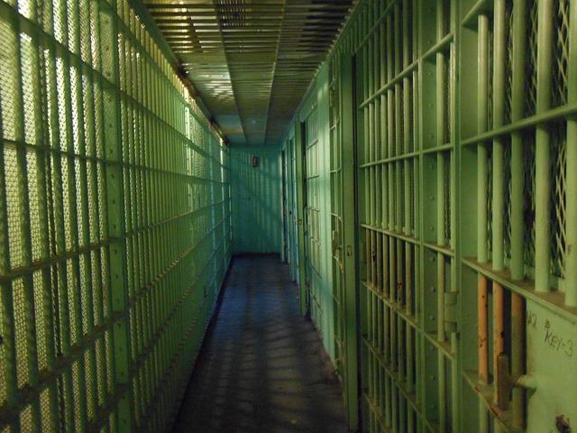 Felon arrested after setting ex-girlfriend’s tent on fire: PD 