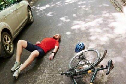 Bicyclist struck, killed in Atherton collision