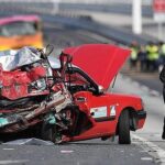 Crash flips taxi on its roof in San Francisco