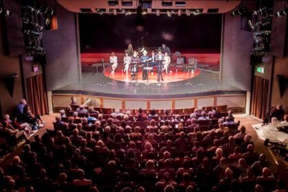 TheatreWorks Dazzles Audiences with Enchanting New Musical ‘Come Back to the 5 & Dime, Jimmy Dean
