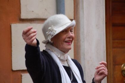 Missing Elderly Woman Found Safe and Sound in Mountain View!