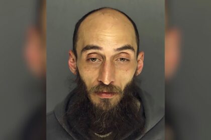 Arsonist Busted: Caught Red-Handed Igniting Flames at River Plaza!