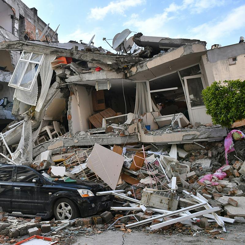 San Francisco Rattled: A 4.3 Magnitude Earthquake Shakes the Bay!