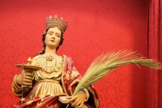 Unforgettable Adventures Await: Explore Lucía, Black Art Week, a Hilarious ‘Dracula,’ SF Symphony Wonders, and Emeryville’s Artistic Treasures!