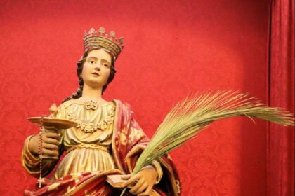 Unforgettable Adventures Await: Explore Lucía, Black Art Week, a Hilarious ‘Dracula,’ SF Symphony Wonders, and Emeryville’s Artistic Treasures!
