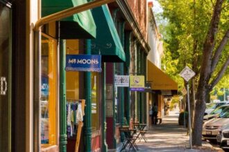 Uncover Healdsburg’s Culinary Treasure: A Foodie Hotel Embracing Farm-to-Table Bliss! Uncover Healdsburg’s Culinary Treasure: A Foodie Hotel Embracing Farm-to-Table Bliss!