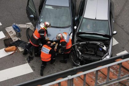 Heartbreaking Tragedy: Pedestrian Loses Life in East Bay Freeway Accident