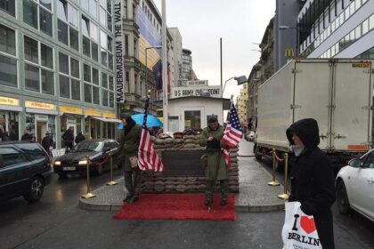 Chaos Erupts at Charlie Kirk Tribute Event in Berkeley: Fistfight Leads to Four Arrests!