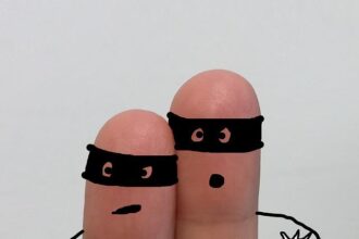 Bold Beauty Bandits: ,000 Worth of Products Stolen in Daring Ulta Heist!