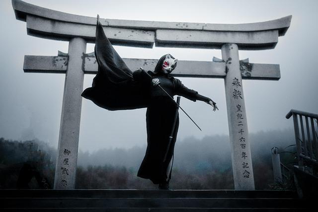 Unmasking the Samurai Vigilante Battling San Francisco’s Squatter Crisis!