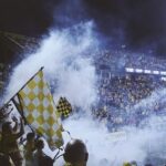 Unforgettable Game Day: Football Fans Ignite Epic Celebrations in San Francisco and Oakland!