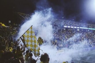 Unforgettable Game Day: Football Fans Ignite Epic Celebrations in San Francisco and Oakland!