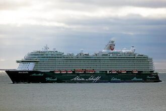 Schiff Rallies Behind Swalwell in Thrilling Governor’s Race!