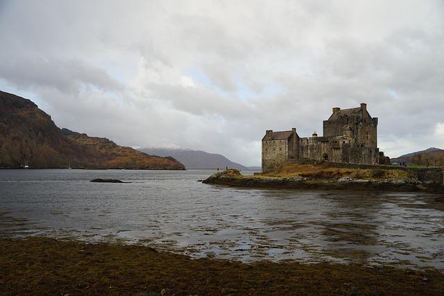 Eileen Gu Shines Bright: A Golden Moment in Milan!