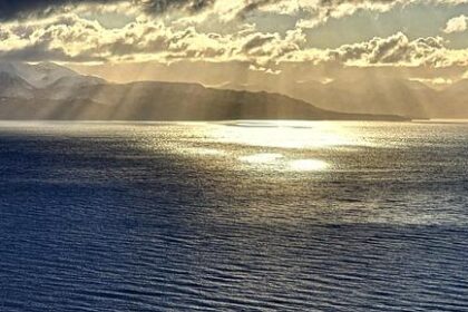 Encarnacion’s Stunning Comeback: A Home Run That Could Shift the Game!