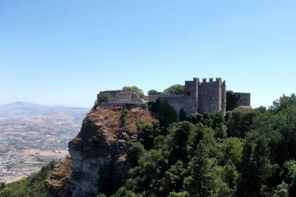 Eric Swalwell Fights Back: Confronting Trump and the Resurgence of the Chinese Spy Scandal