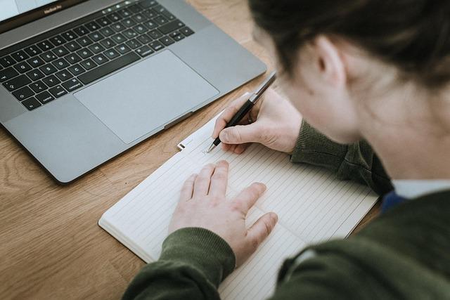 Fighting Back: How Community Colleges Are Using AI to Outsmart Scammers in an Ongoing Battle
