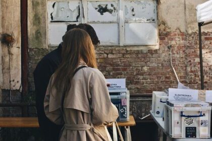 Don’t Miss Out: Haight Street’s Beloved Vintage Store Bids Farewell with a Final Shopping Extravaganza!