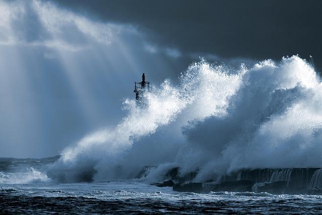 Hawaii Faces Devastation: Tropical Storm Lala Leaves Over 100,000 Without Power Hawaii Faces Devastation: Tropical Storm Lala Leaves Over 100,000 Without Power