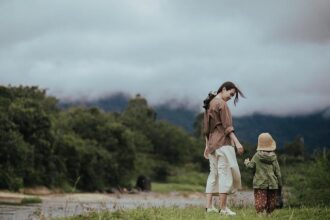 What parents should know about teens’ reliance on AI for mental health support