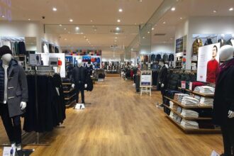 Highly anticipated Uniqlo store returning to downtown SF within a month – SFGATE