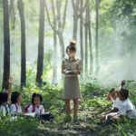 Devices in Elementary Schools: Blessing or Curse? Teachers Share Their Insights!
