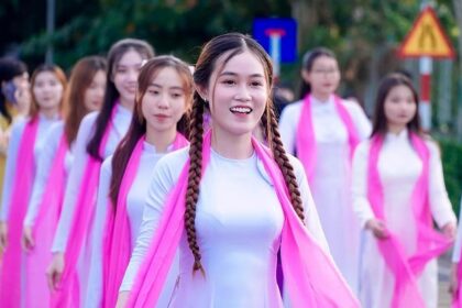 Unleash the Enchantment: KPop Demon Hunters Dazzle with ‘Golden’ at Valkyries’ Halftime Show!