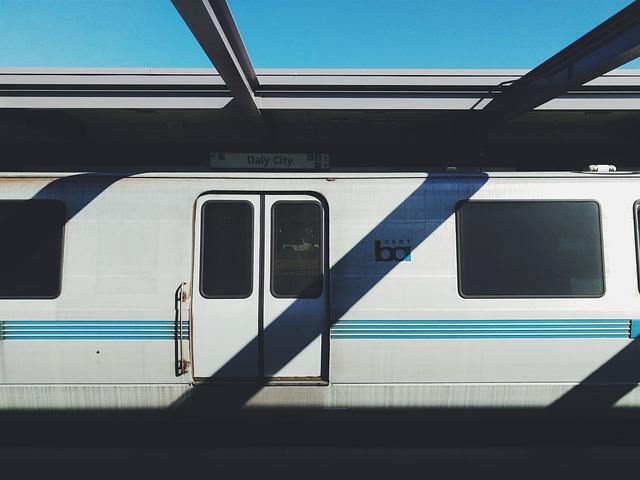 BART riders see temporary disruptions on multiple lines Thursday morning